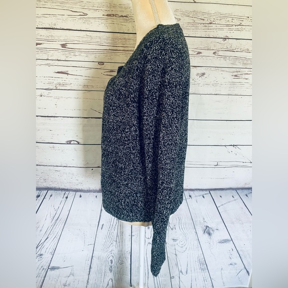 Women’s Large Sweater Cardigan Covington Gray Silver Threading Hook Close Knit - Picture 8 of 11